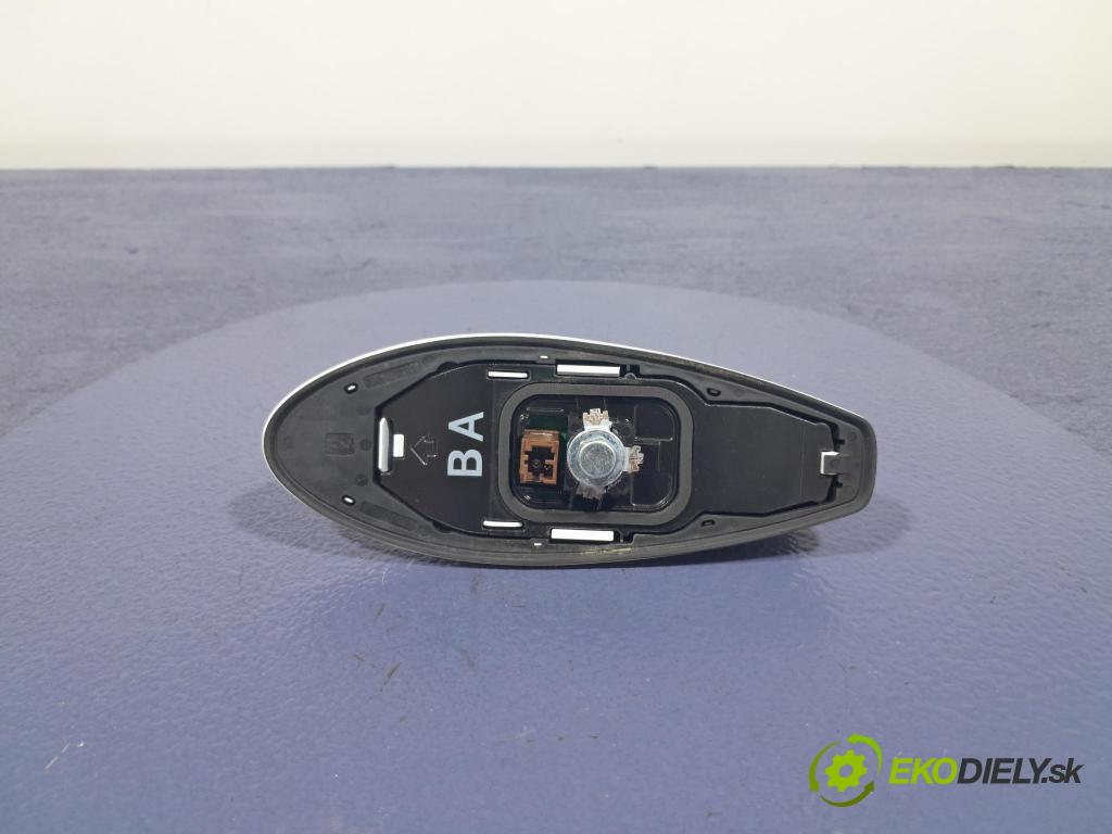 Toyota Corolla 2024 Antena