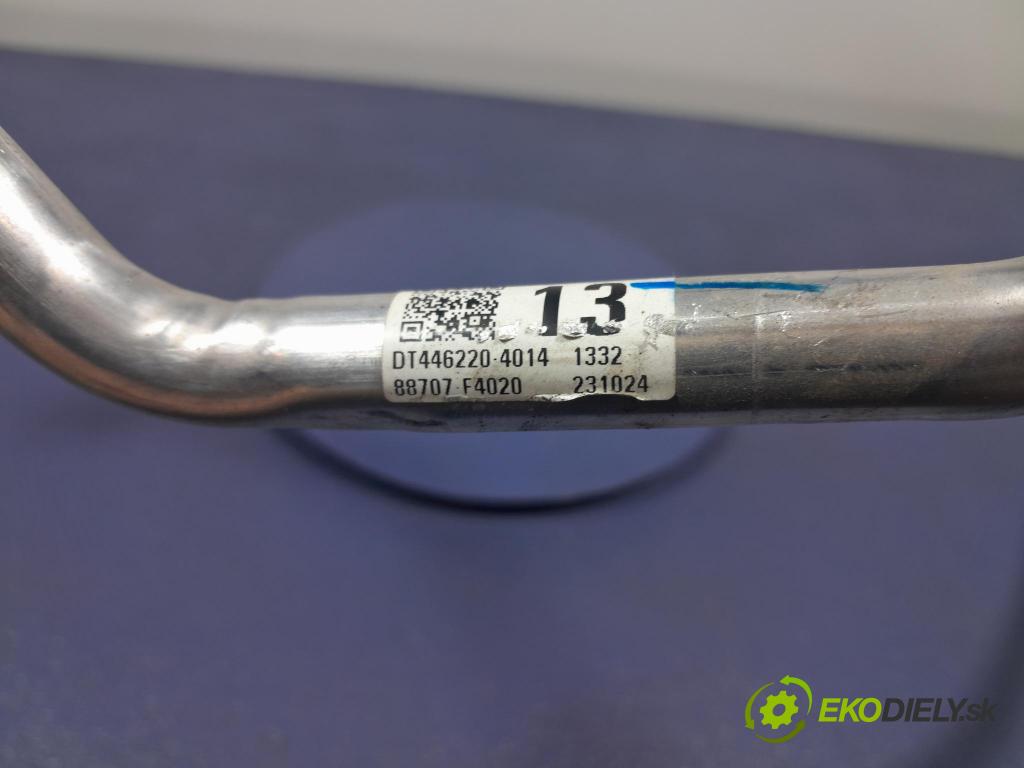 Toyota Corolla 2024 rúrka Klimatizácia: 88707-F4020