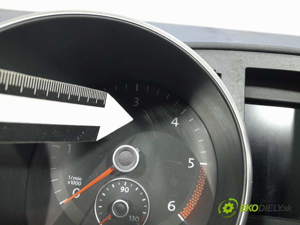 Vw Golf 2009 prístrojovka/ budíky 5K0920860E