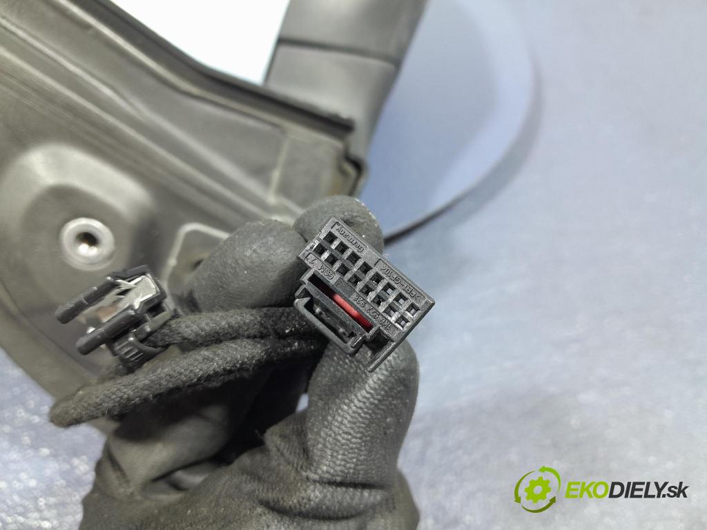 Vw Golf 2009 zrkadlo pravé