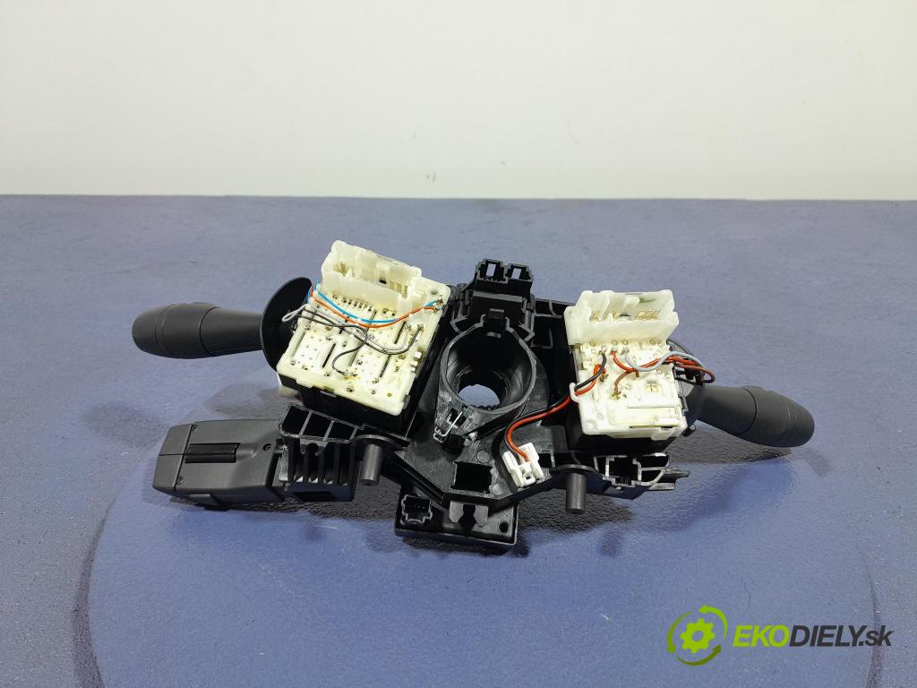 Renault Captur 2016 prepínač Komplex: 255675887R