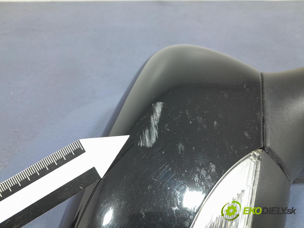 Renault Captur 2016 zrkadlo pravé