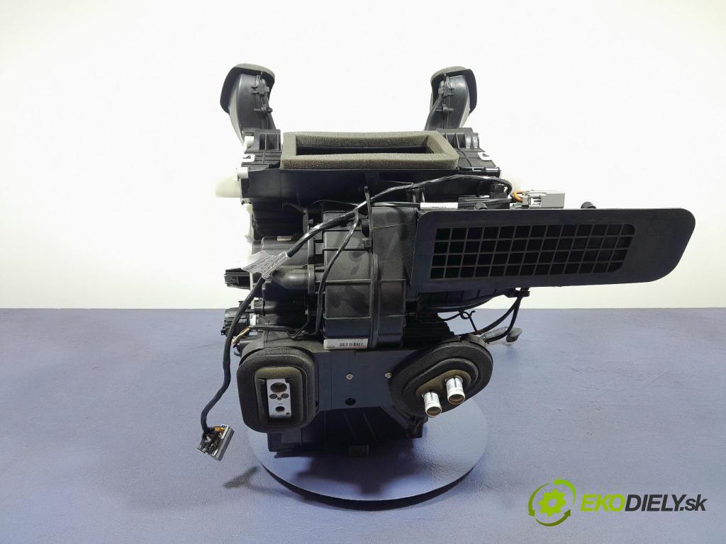 Renault Captur 2016 radiator 272708531R