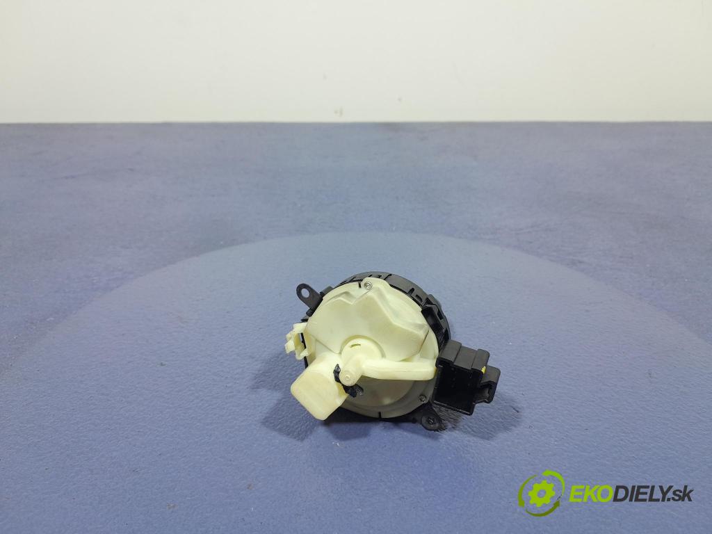 Volvo V50 2010 Spínač zapaľovania: 31300585