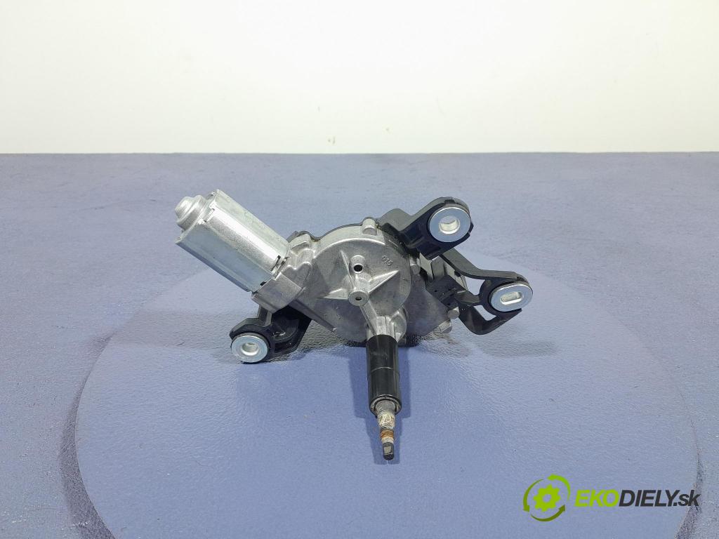 Vw Golf 2005 motor: Stierače: zad 5M0955711B