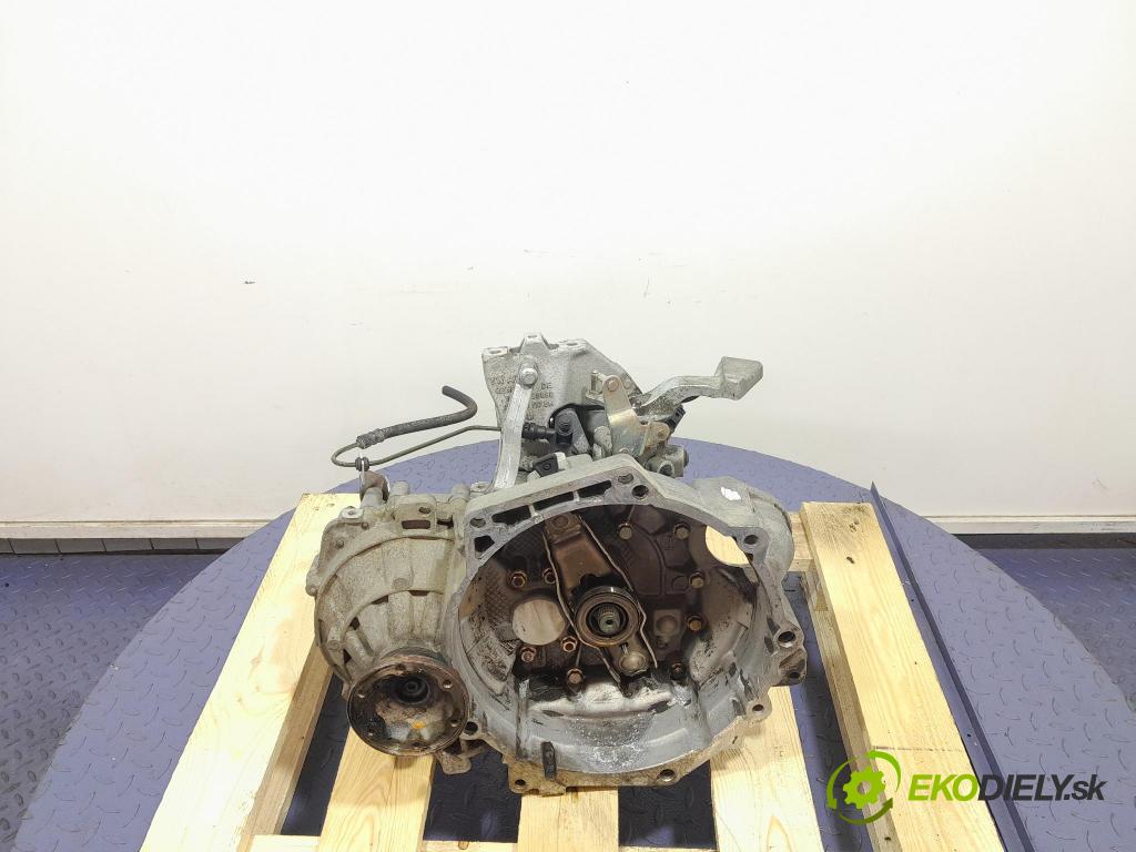 Vw Golf 2005 prevodovka Manualna HNV