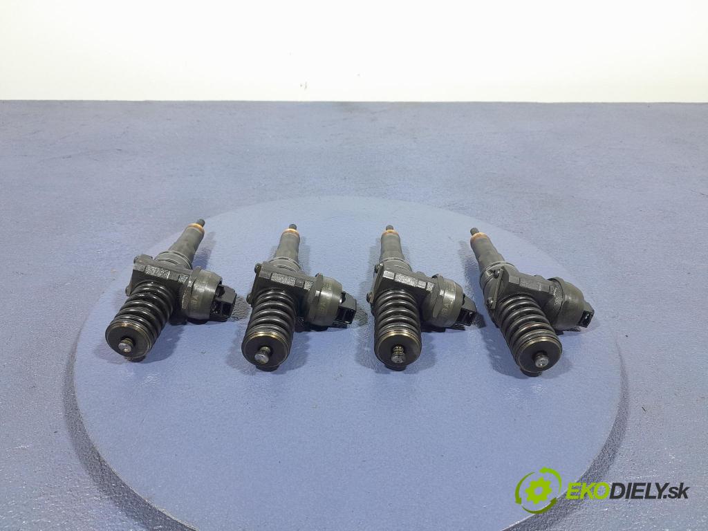 Vw Golf 2005 vstrek 038130073AG