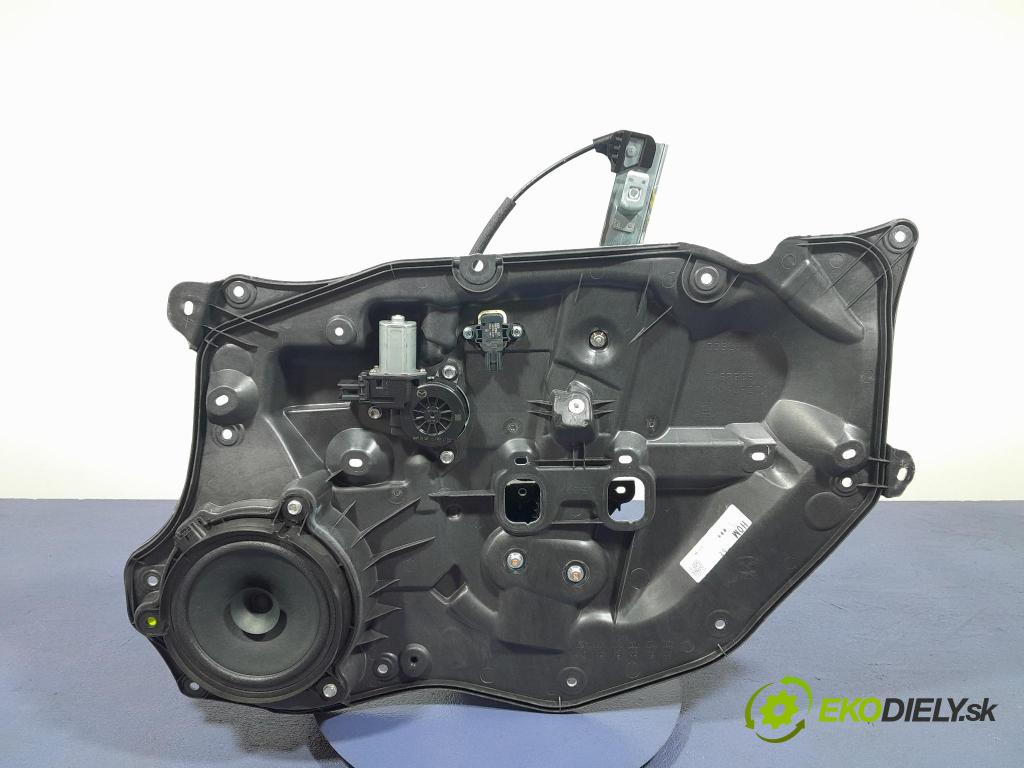 Mazda Cx-3 2019 mechanizmus okna Okná: Predné v pravo: D09L5897X