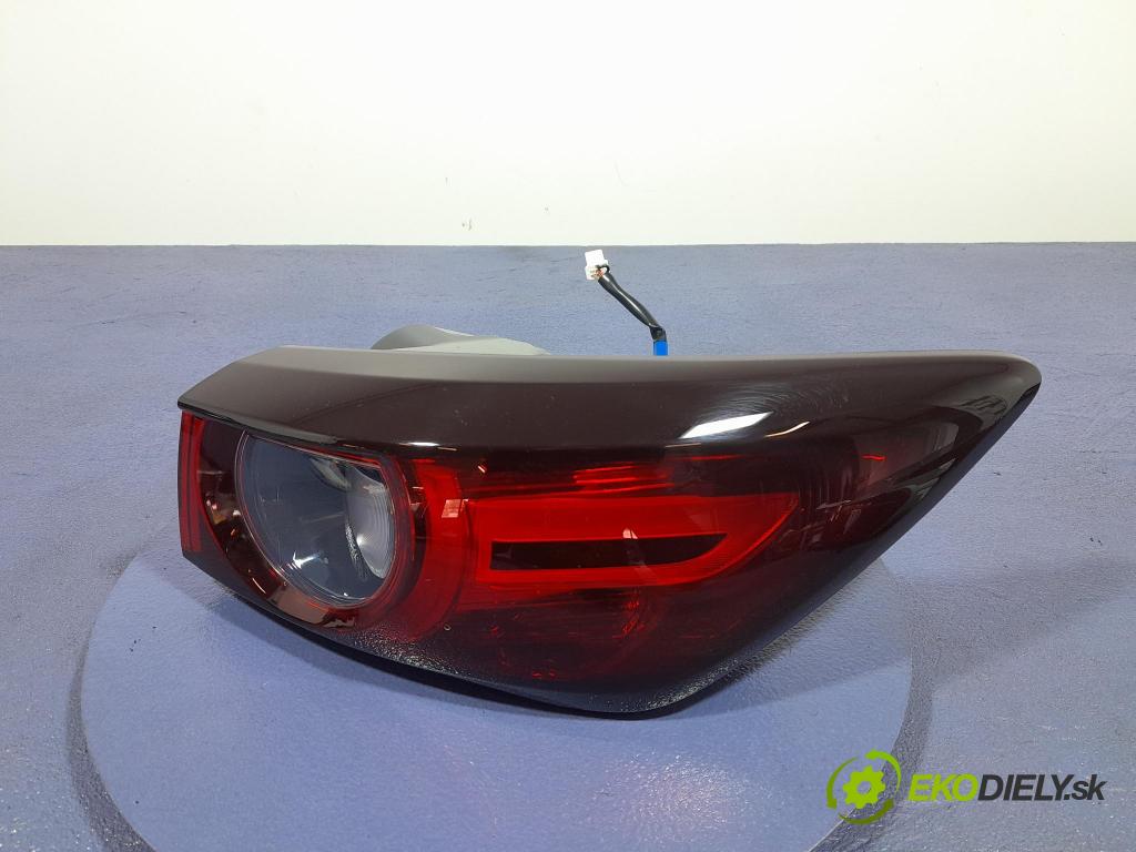 Mazda Cx-3 2019 svetlo / reflektor zad Prava: Vonkajsia:
