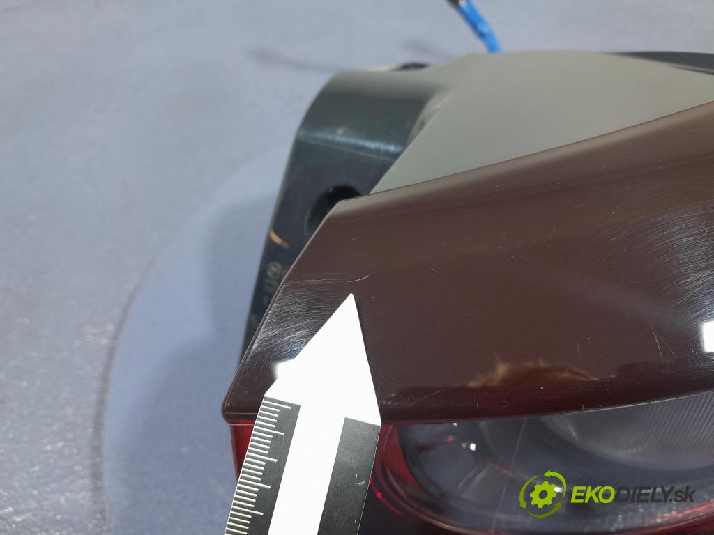 Mazda Cx-3 2019 svetlo / reflektor zad Prava: Vonkajsia: