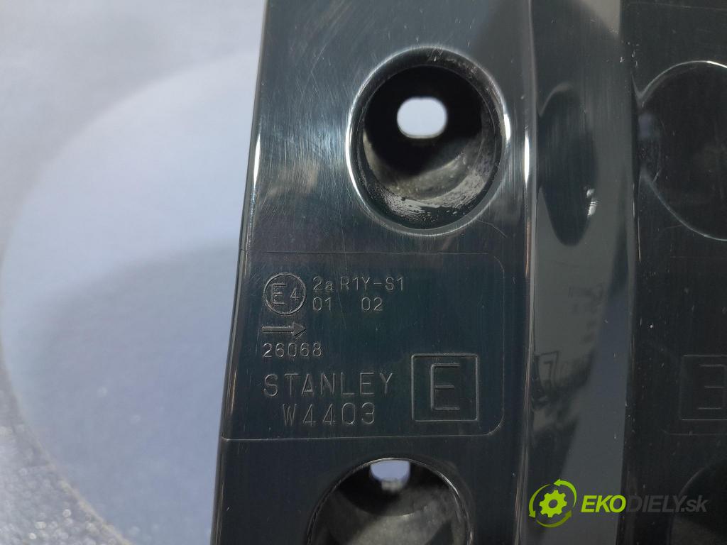 Mazda Cx-3 2019 svetlo / reflektor zad Prava: Vonkajsia: