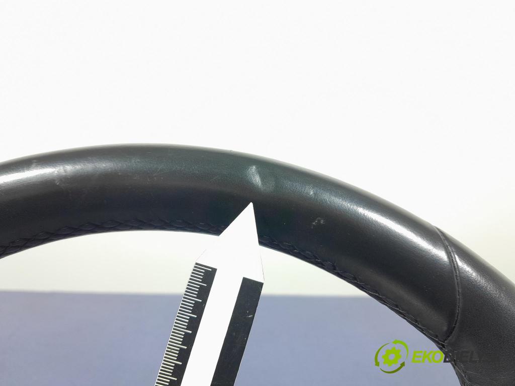 Bmw Seria 3 2023 volant 8043606