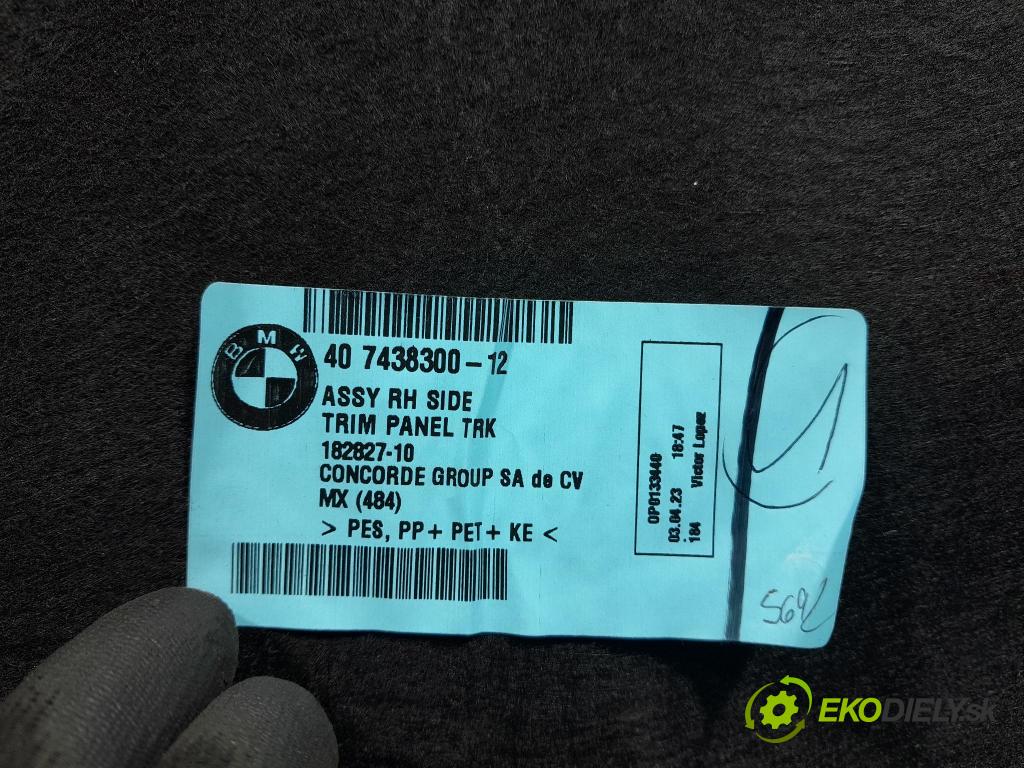 Bmw Seria 3 2023 Čalounictví: kufra: 7438300