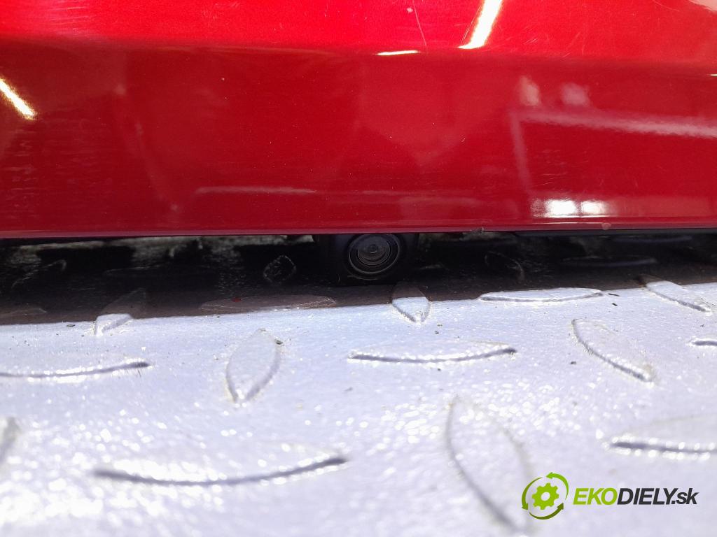 Mazda Cx-3 2019 zadna dveře kufra: kufra: 