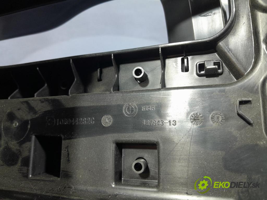 Bmw Seria 3 2023 kryt Plast: Interiéry: 9634294