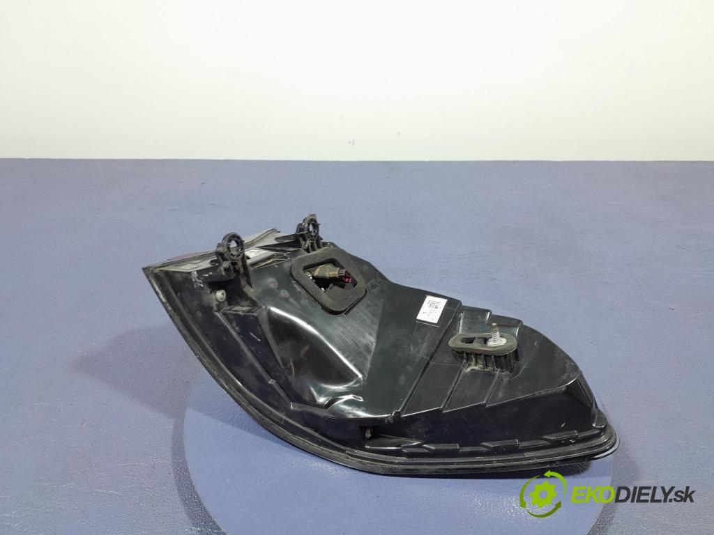 Bmw Seria 5 2023 svetlo / reflektor zad ľavá Vonkajsia: 5A711B5