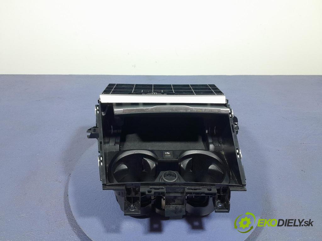 Bmw Seria 3 2023 kastlík 5A55206