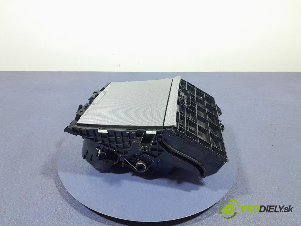 Bmw Seria 3 2023 kastlík 5A55206