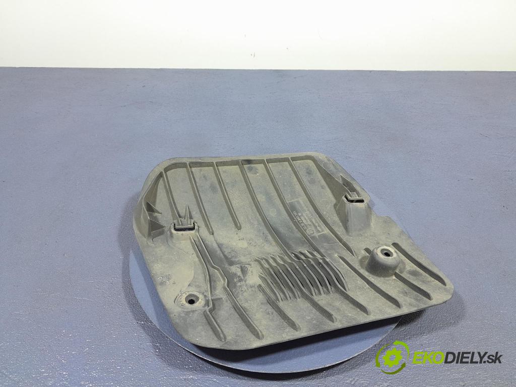Bmw Seria 5 2023 kryt Plast: podvozek: 6861145