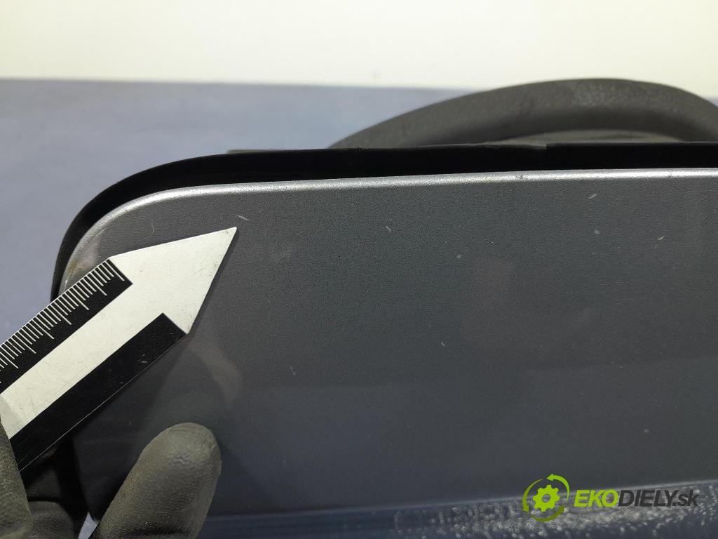 Bmw Seria 5 2023 Klapka nádrže paliva
