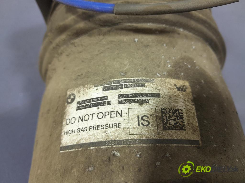 Bmw Seria 5 2023 tlmič zad Správny.: 7668828