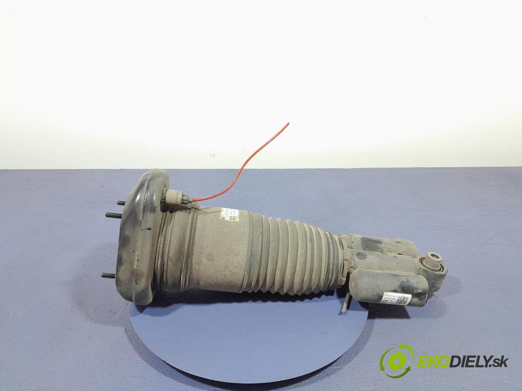 Bmw Seria 5 2023 tlmič zad Vľavo.: 7568828