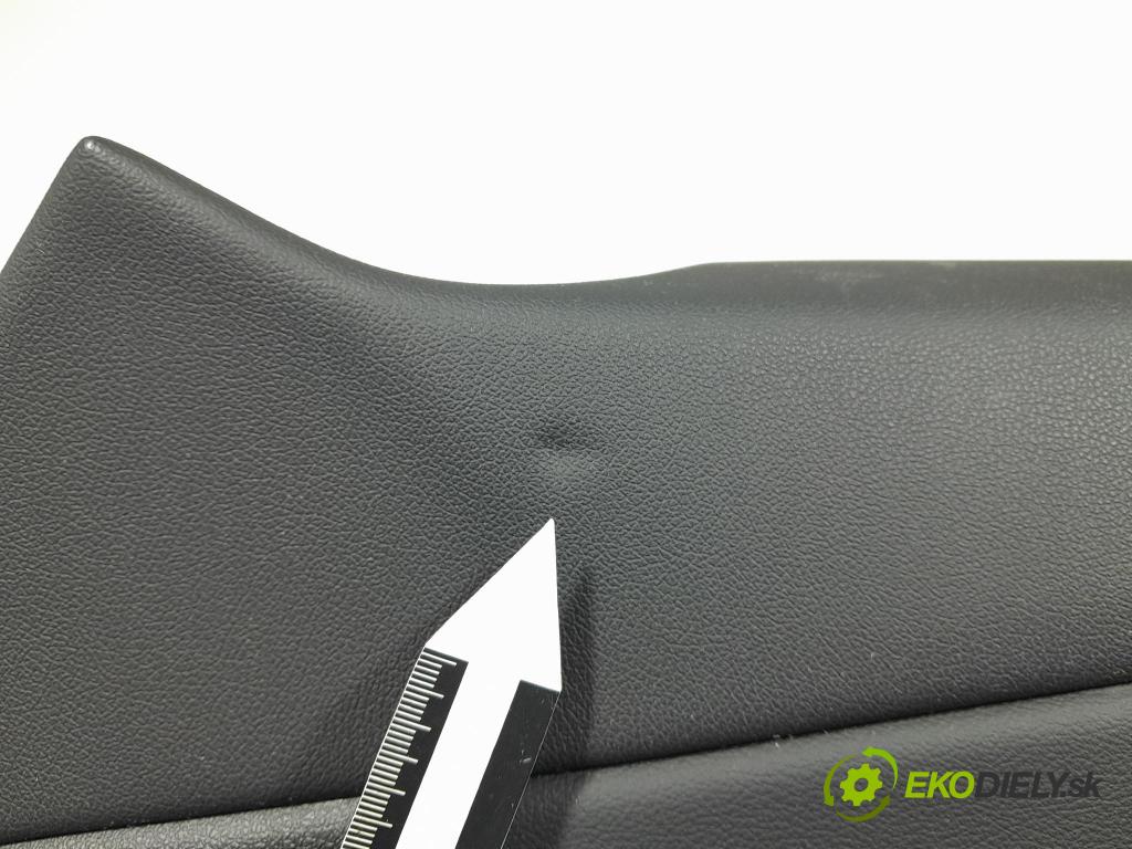 Bmw Seria 3 2023 Čalounictví: dvere Predné Prava:
