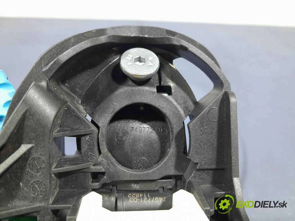 Bmw Seria 3 2023 rukoväť zad ľavá 9881779