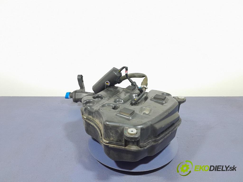 Bmw Seria 5 2023 Nádrž: AdBlue: 7391919