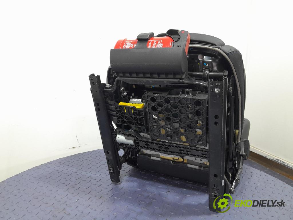 Bmw Seria 3 2023 Sedačka spolujazdca 