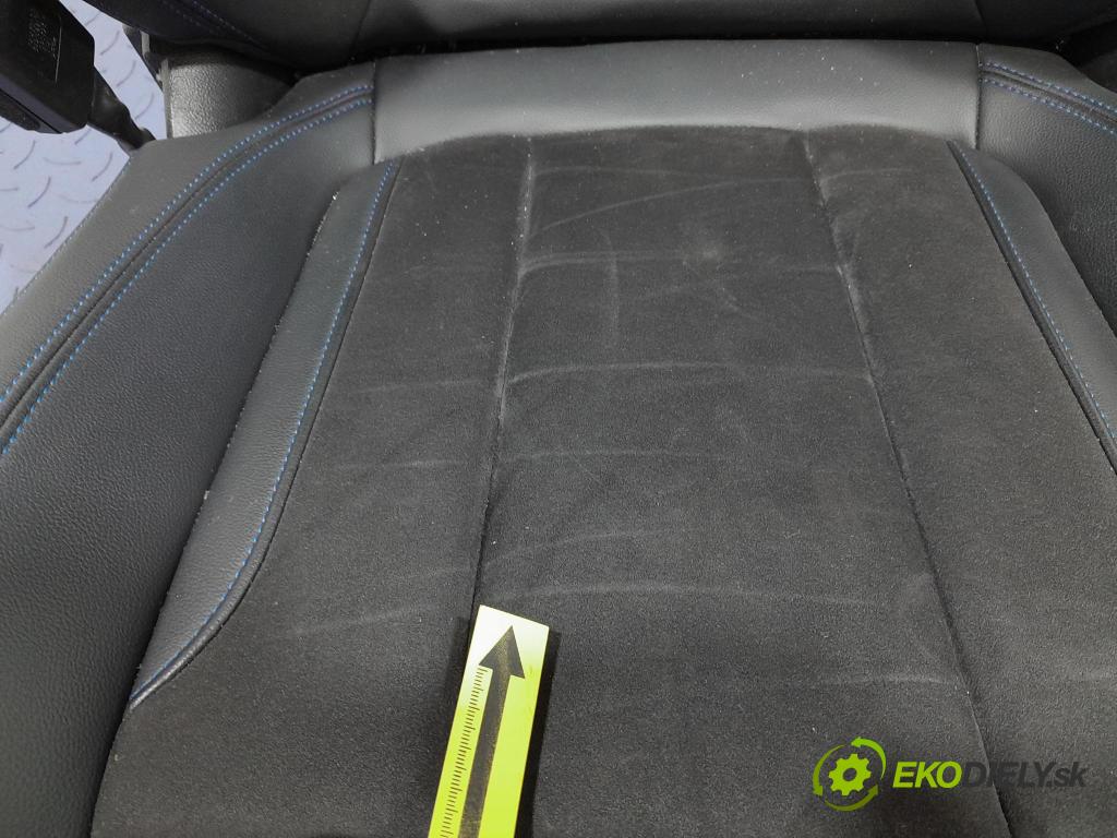 Bmw Seria 3 2023 Sedačka Ovládače:
