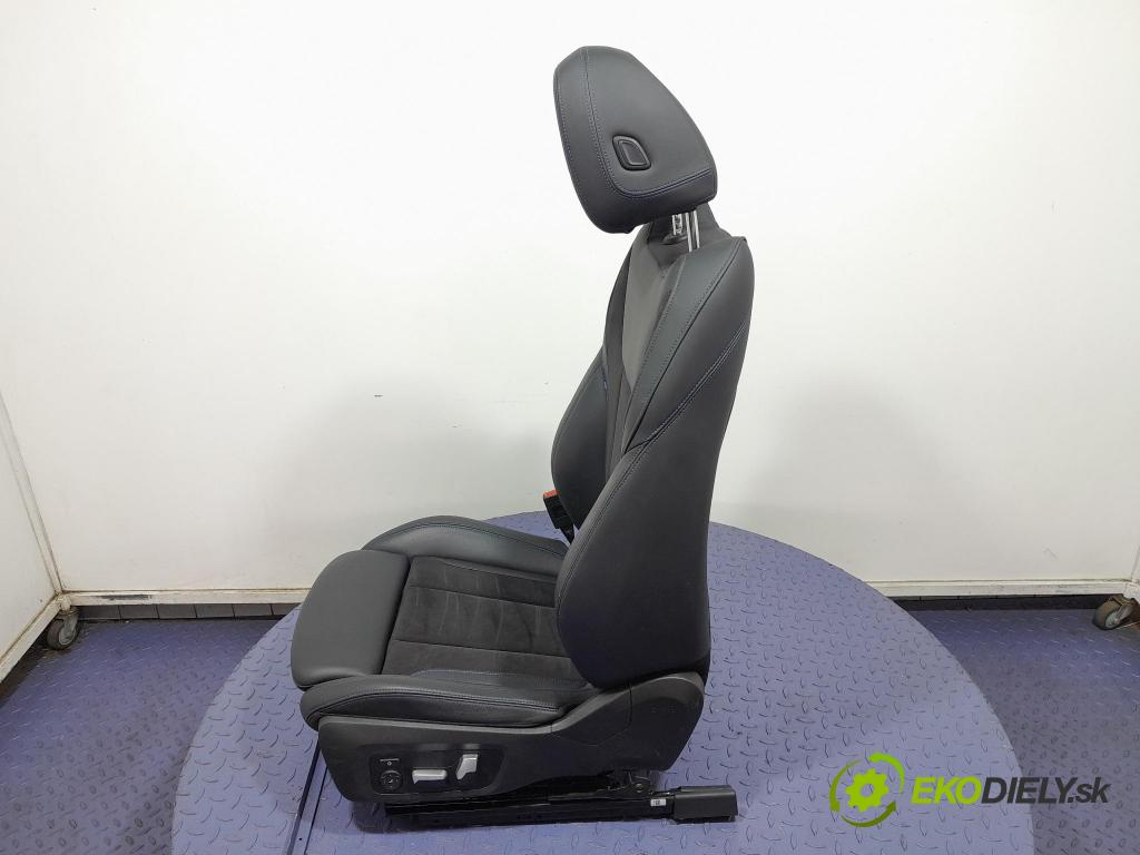 Bmw Seria 3 2023 Sedačka Ovládače: