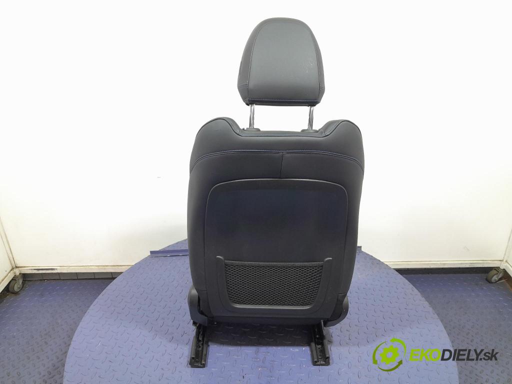 Bmw Seria 3 2023 Sedačka Ovládače: