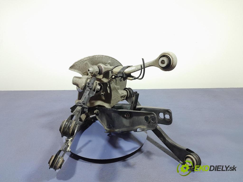 Bmw Seria 5 2023 náboj Prava: 62165410