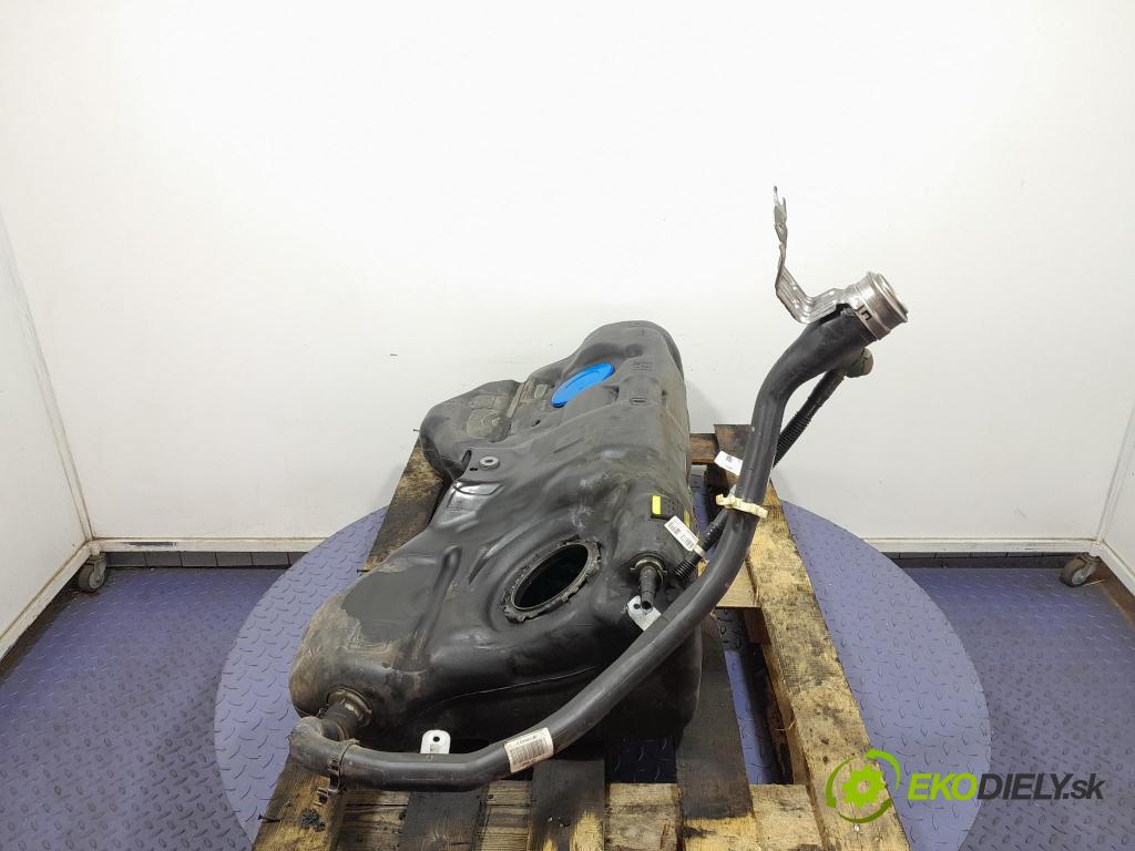 Bmw Seria 5 2023 Nádrž: Paliva: 5664671