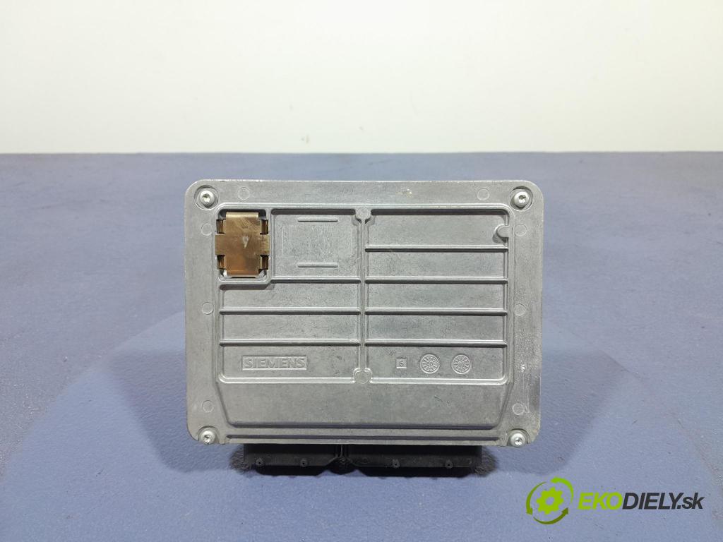 Vw New beetle 2000 riadiaca jednotka Motor: 06A906033L