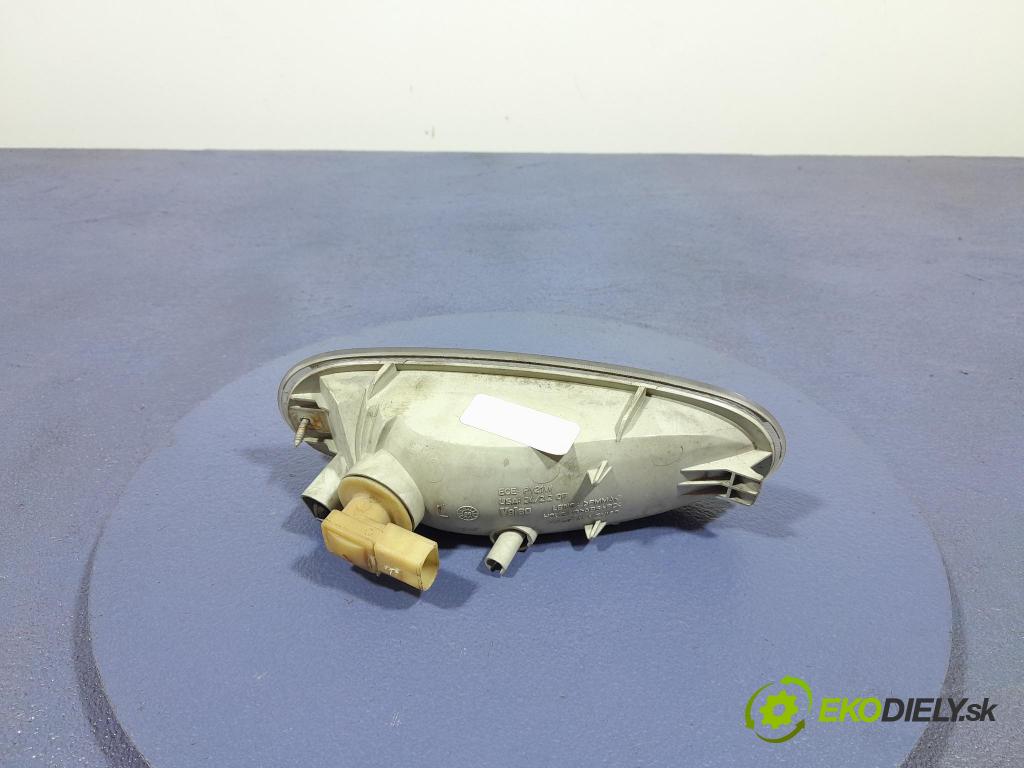 Vw New beetle 2000 Smer: Predné Vľavo: