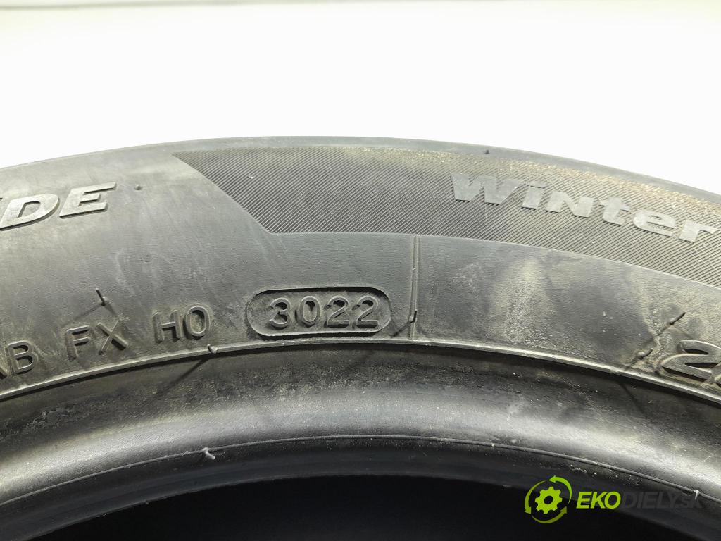 Bmw Seria 3 2023 pneumatika ZIMA: 8808563393698