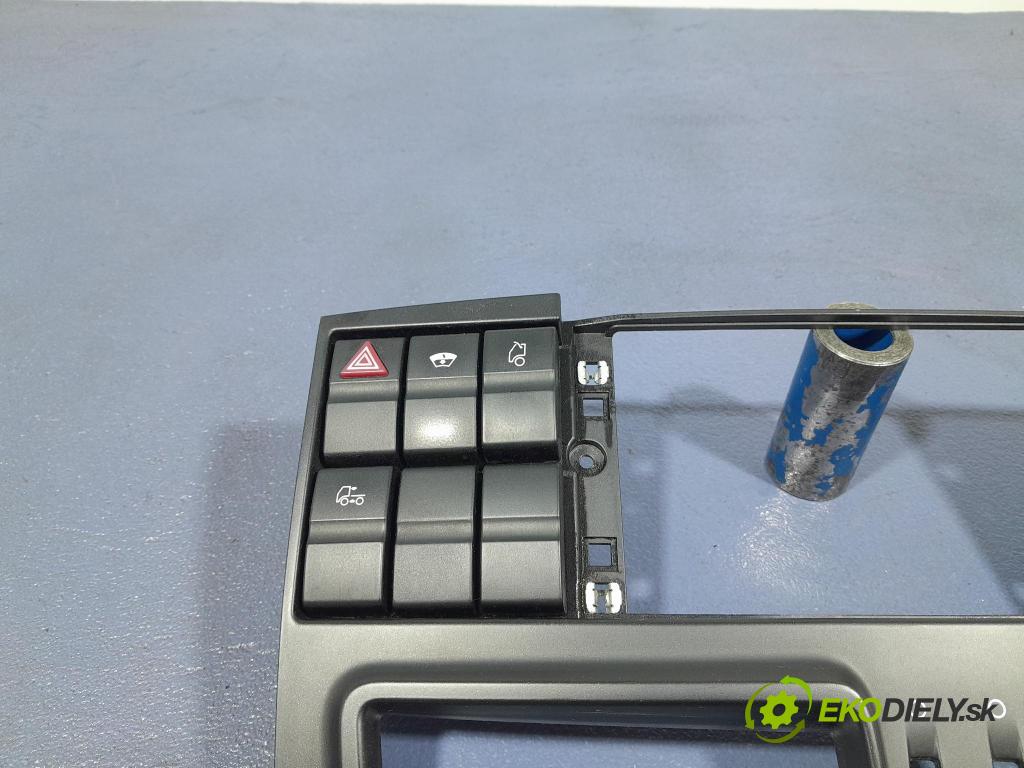 Iveco Stralis 2018 kryt Plast: Interiéry: 504309993