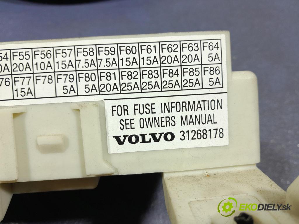 Volvo V50 2010 skrinka Poistky: 31296881
