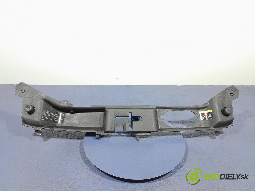 Volvo V50 2010 výstuha Predné: / pas predný 31217837