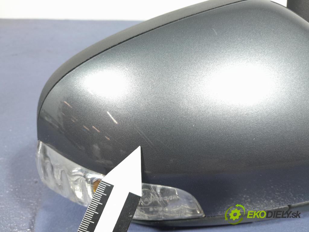 Volvo V50 2010 zrkadlo pravé 31218155
