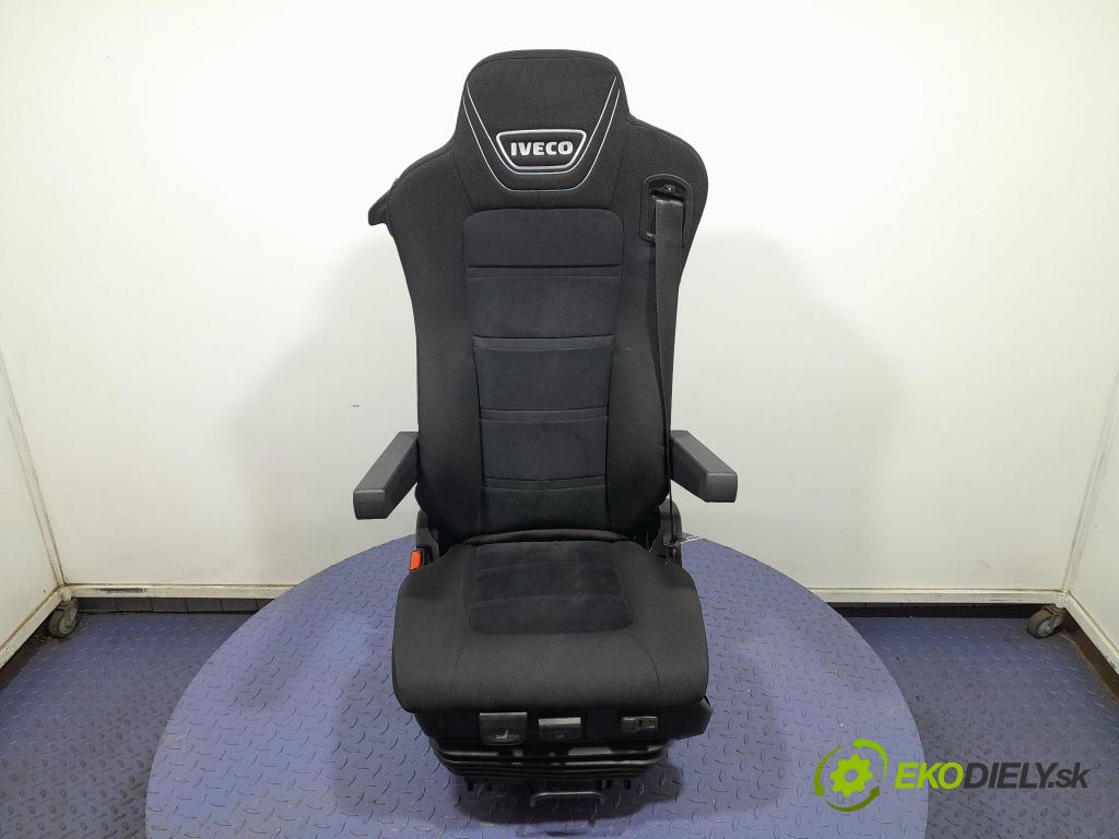 Iveco Stralis 2018 Sedačka Ovládače: