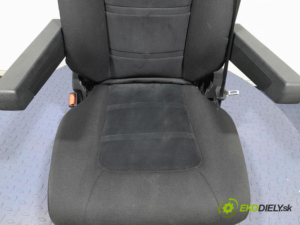 Iveco Stralis 2018 Sedačka Ovládače: