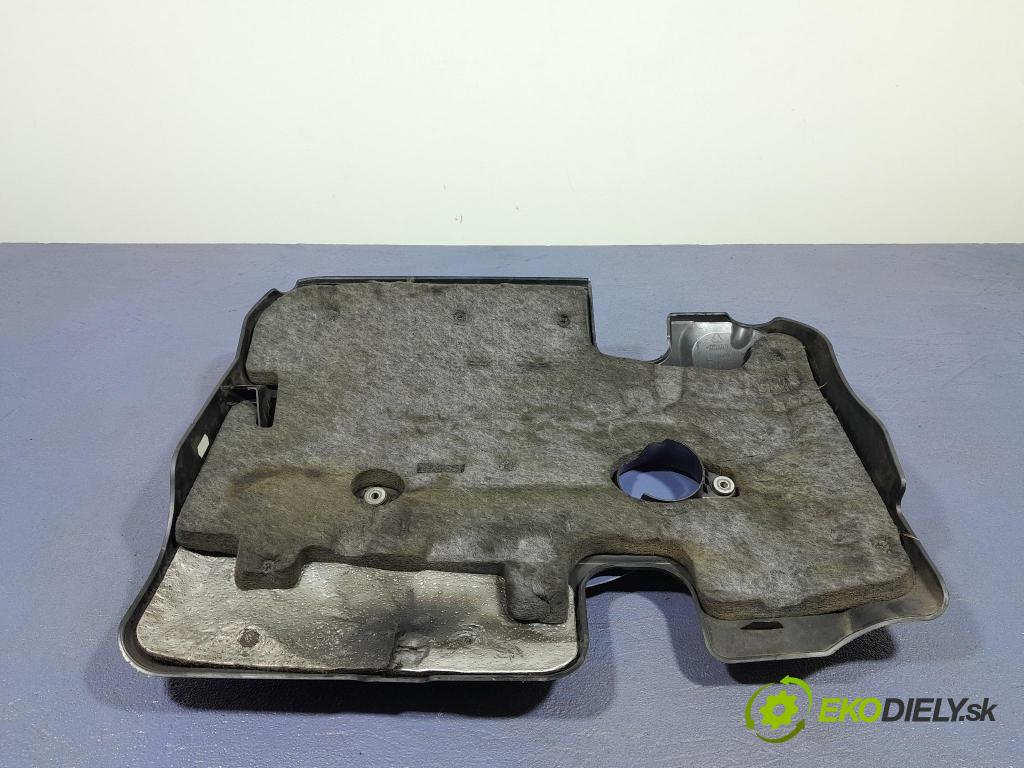 Volvo V50 2010 kryt Motor: SP5923