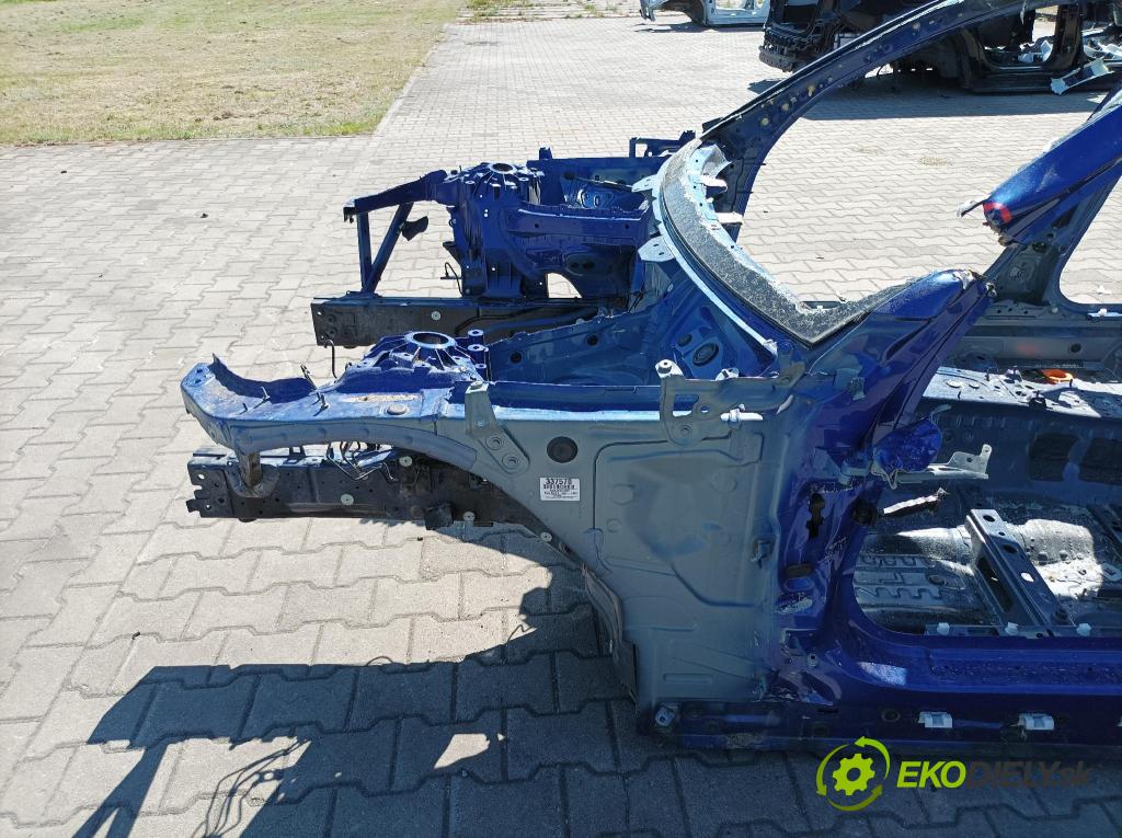 Bmw Seria 3 2023 štvrťka levá