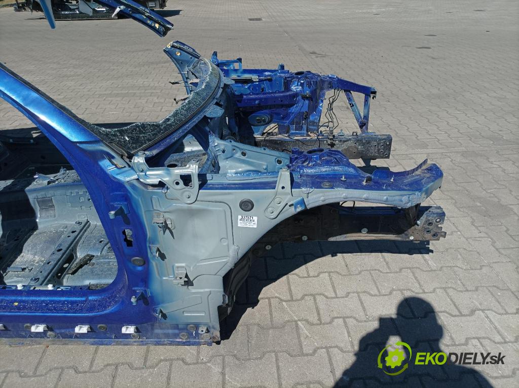 Bmw Seria 3 2023 štvrťka Práva: