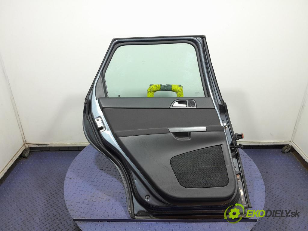 Volvo V50 2010 dvere zad Vľavo: 