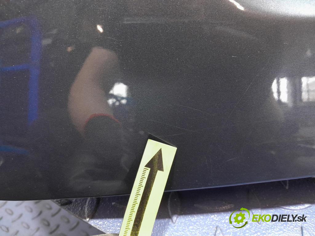 Volvo V50 2010 zadní dveře kufra: kufr
