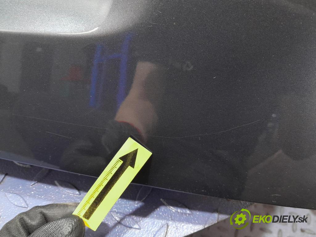Volvo V50 2010 zadní dveře kufra: kufr